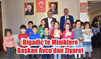 Bigadiç’te Miniklere Başkan Avcu’dan Ziyaret