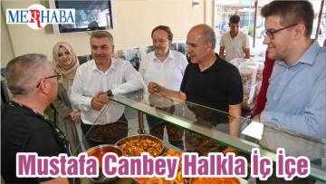 Mustafa Canbey Halkla İç İçe